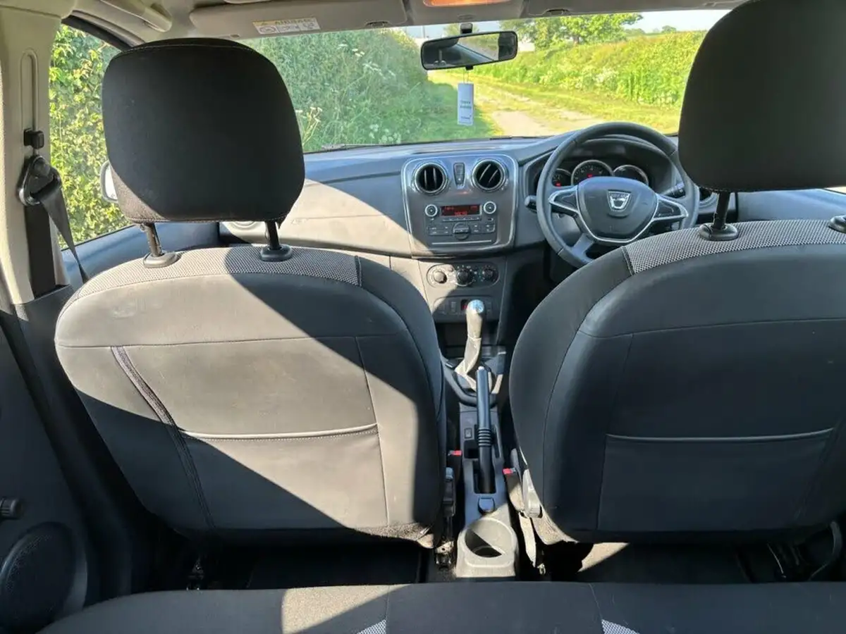 2017-dacia-sandero-stepway-09-tce-ambiance-big-15