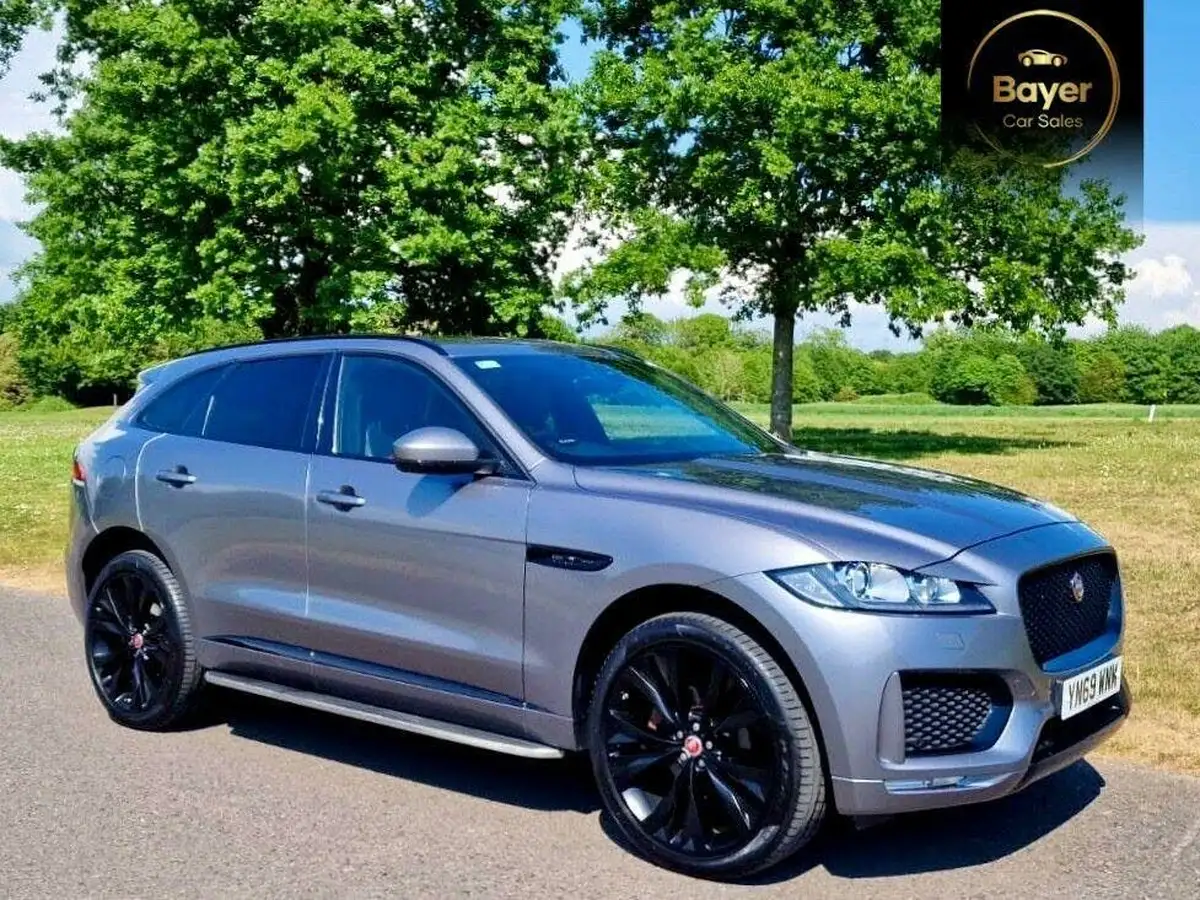 2019-jaguar-f-pace-20-i4d-chequered-flag-180ps-big-0