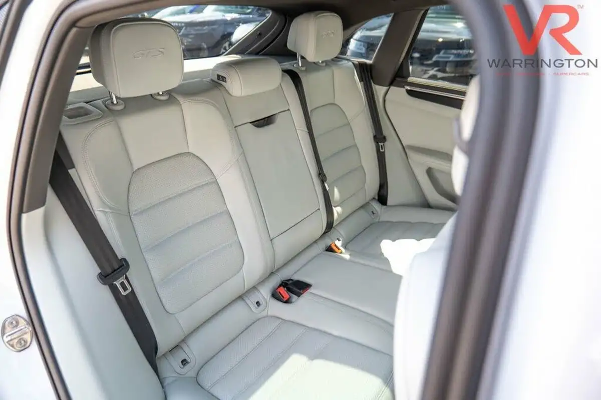 2020-porsche-macan-29-v6-gts-big-54