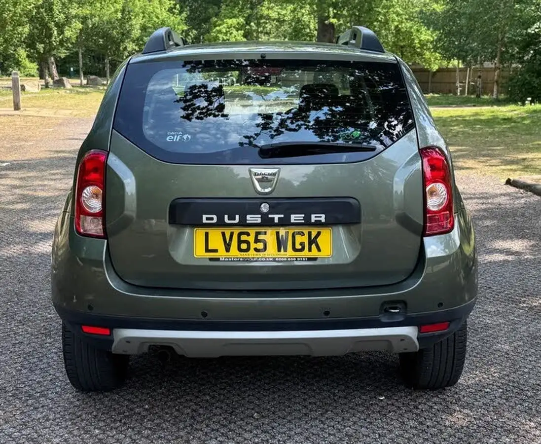 2015-dacia-duster-15d-laureate-107bhp-big-10