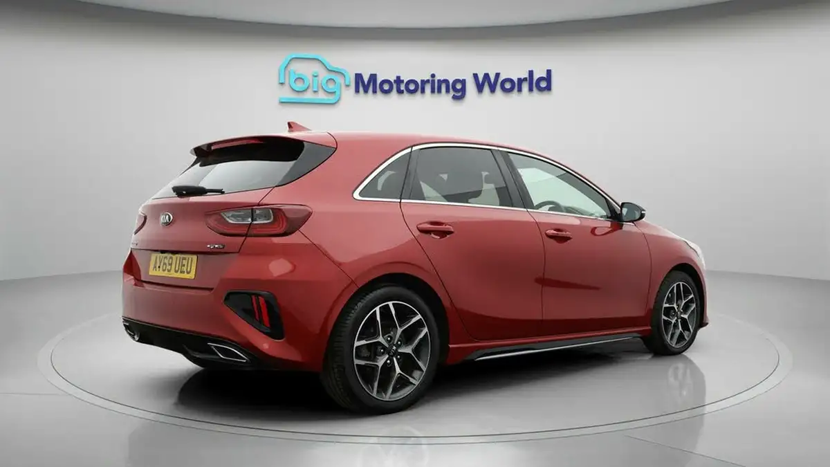 2019-kia-ceed-16crdi-gt-line-big-6