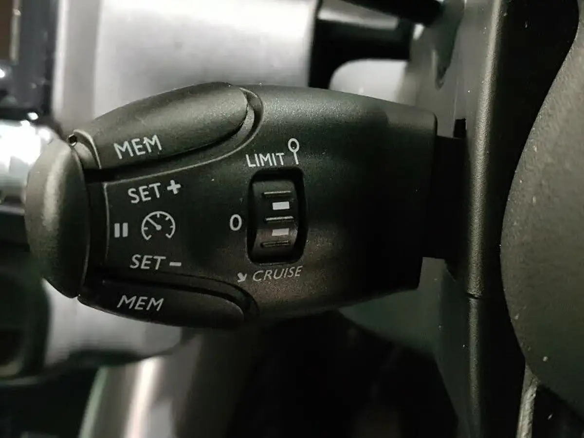 2018-citroen-c3-aircross-12-puretech-feel-82ps-big-12