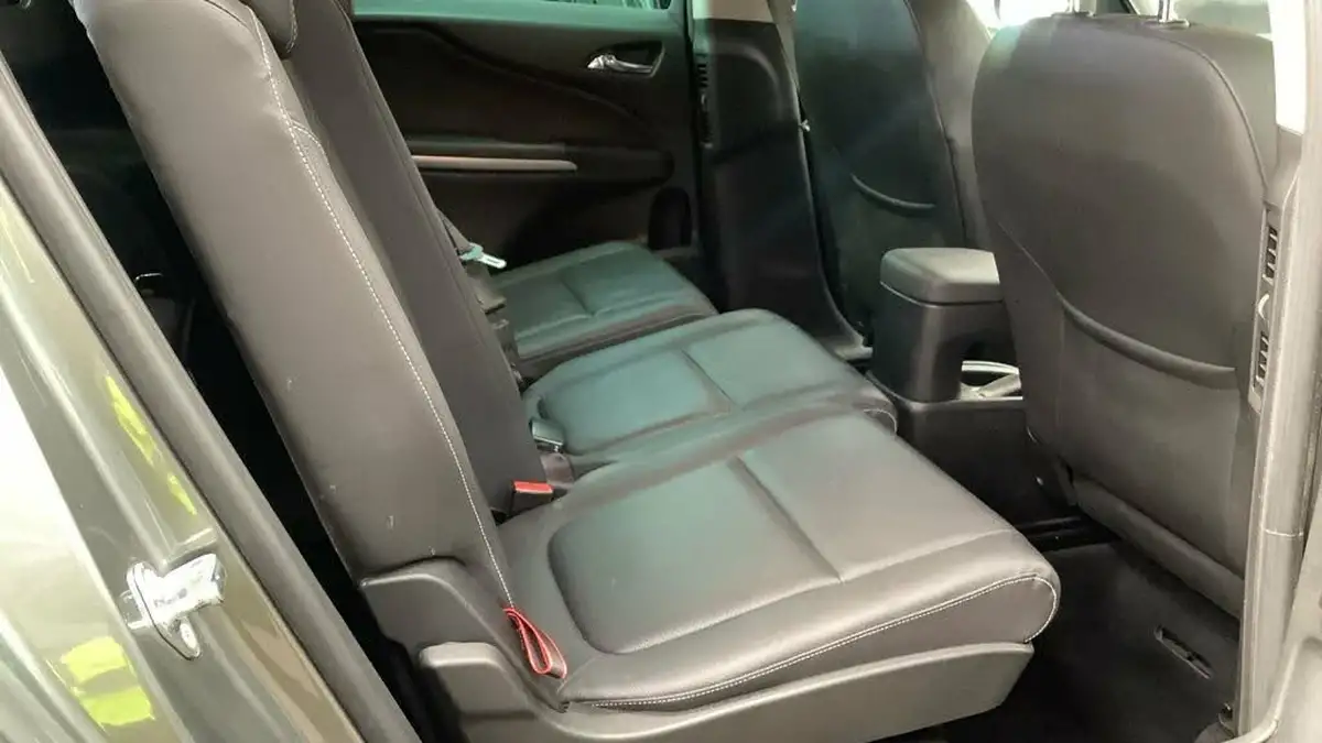 2018-vauxhall-zafira-tourer-14i-16v-turbo-sri-nav-big-9