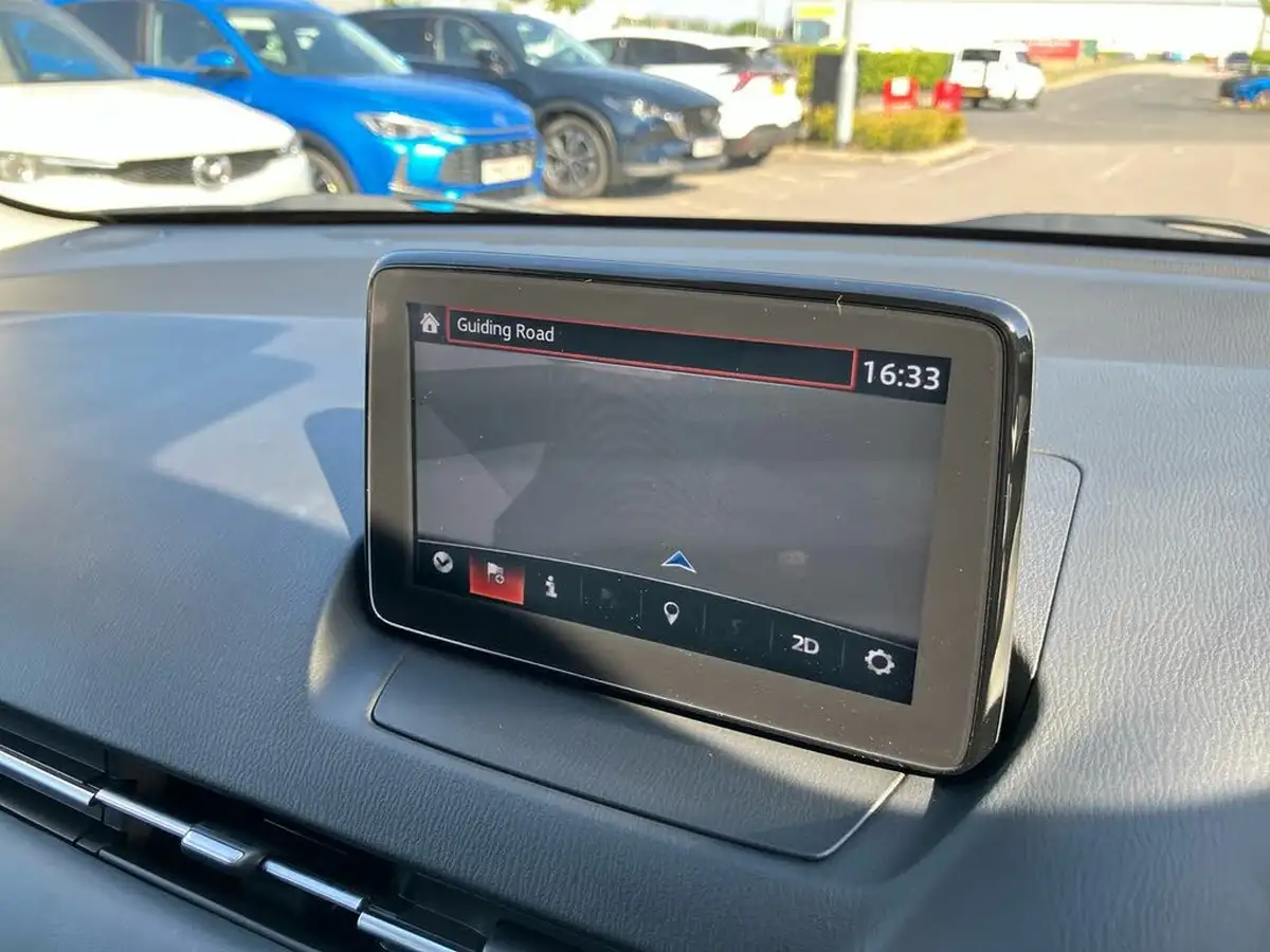 2021-mazda-mazda2-15-skyactiv-g-gt-sport-big-12