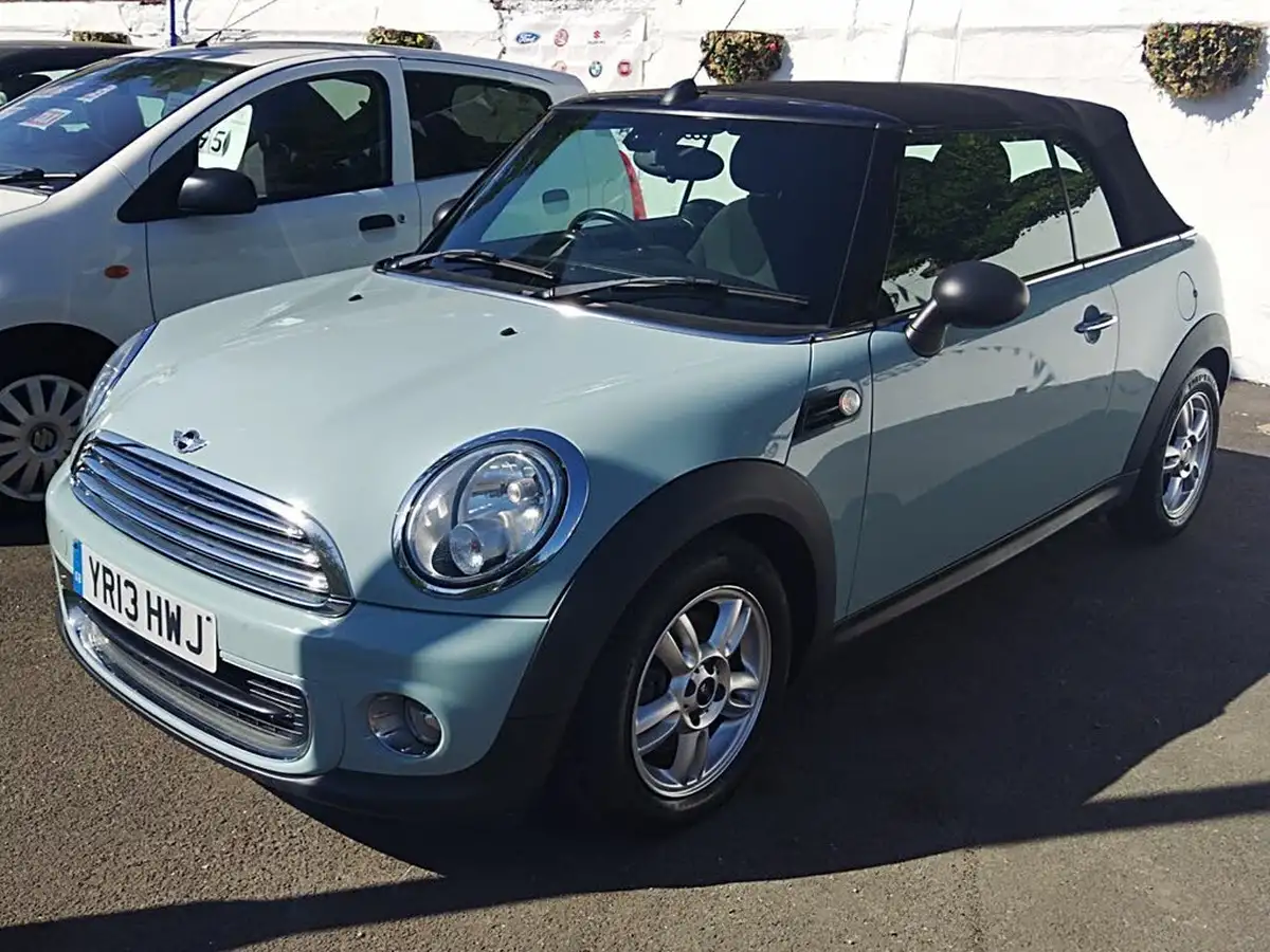 2013-mini-cooper-16-one-98bhp-convertible-2d-big-1