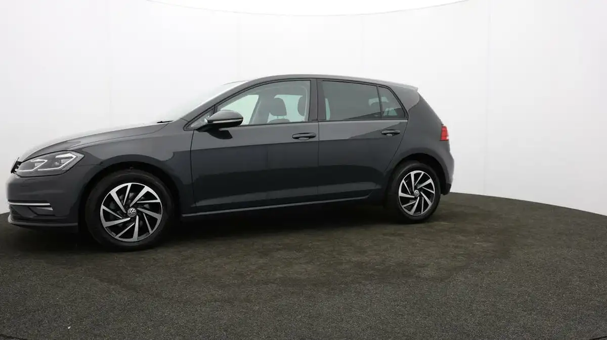 2019-volkswagen-golf-16tdi-match-edition-hatchback-big-62