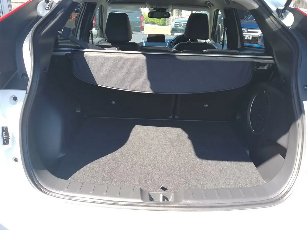 2020-mitsubishi-eclipse-cross-15-black-big-65