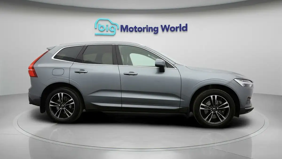 2019-volvo-xc60-20-t4-edition-big-7