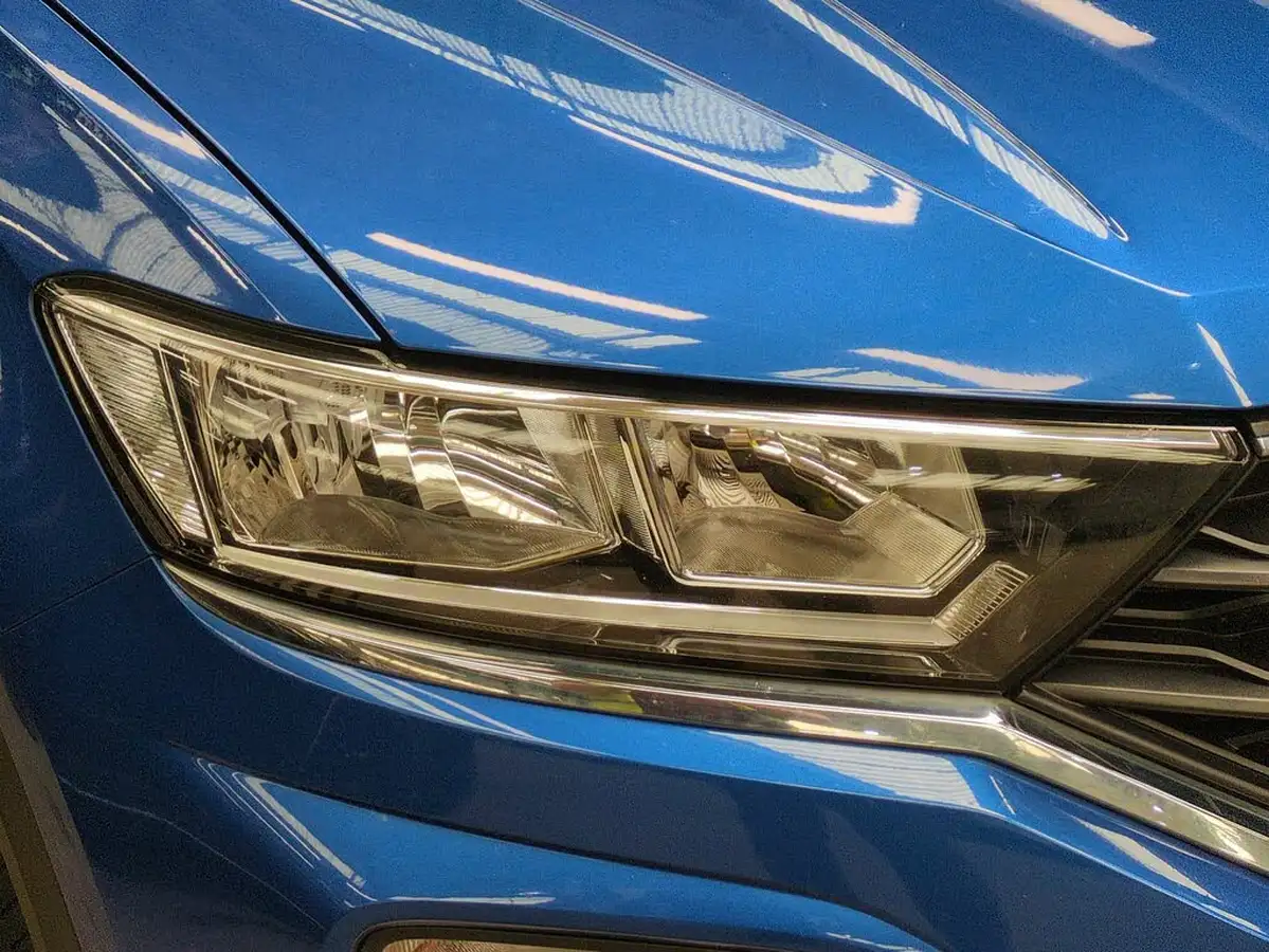 2022-volkswagen-t-roc-10-tsi-design-hatchback-5d-big-24