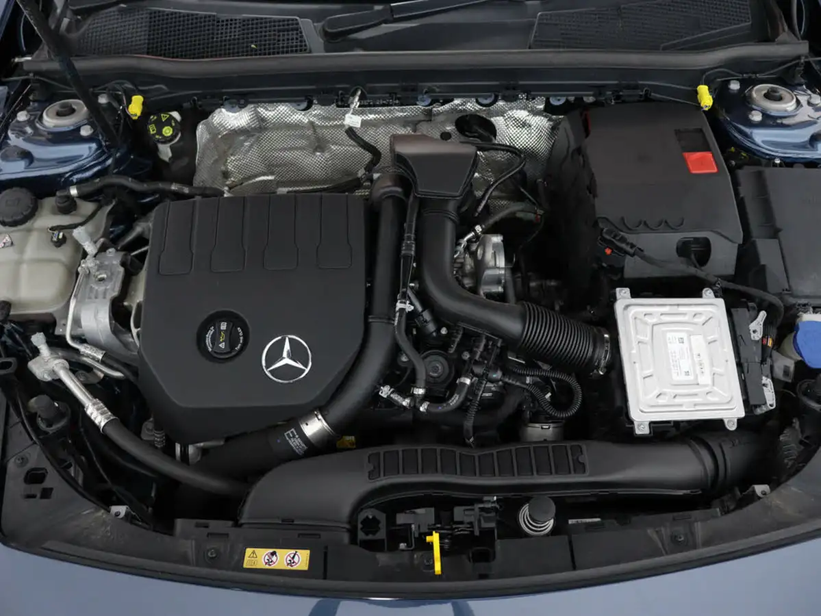 2022-mercedes-benz-cla-13-cla-200-amg-line-premium-coupe-4d-big-51