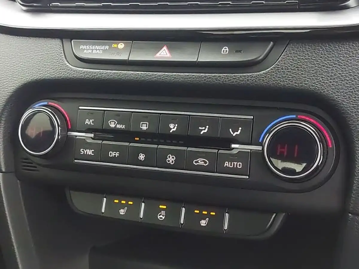 2021-kia-xceed-15-t-gdi-3-big-13