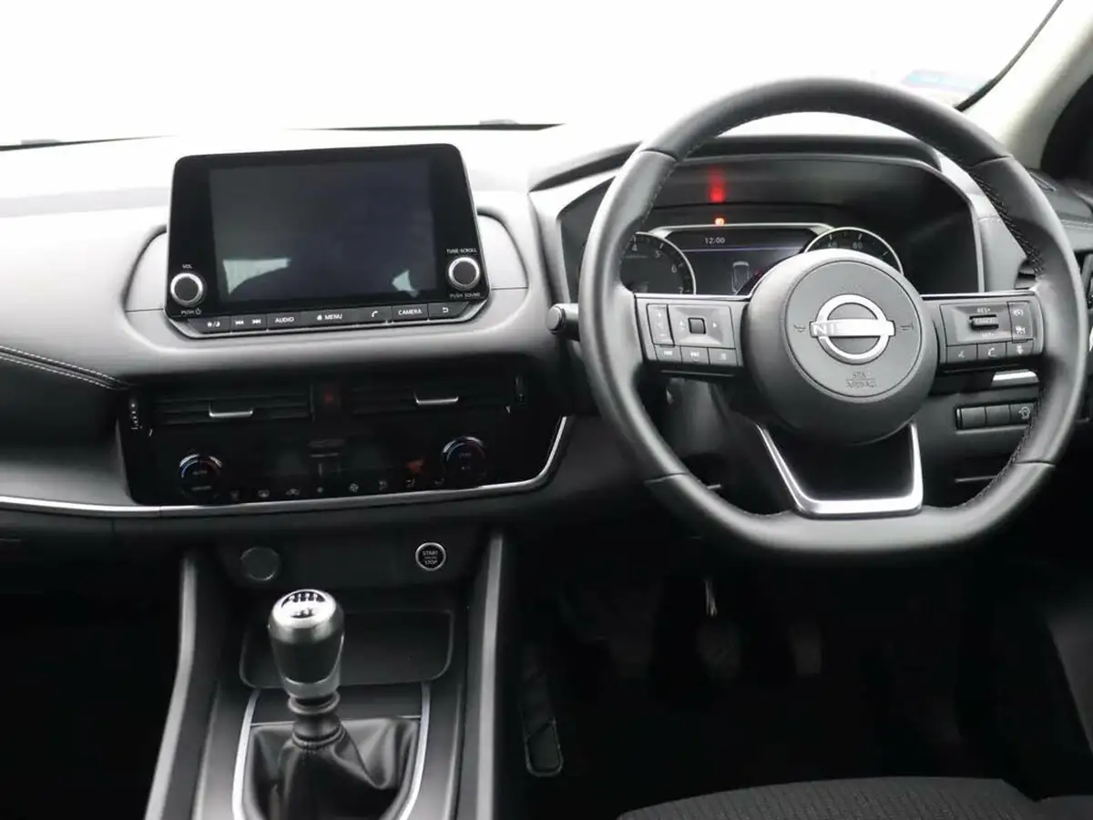 2023-nissan-qashqai-13-dig-t-acenta-premium-140ps-big-22