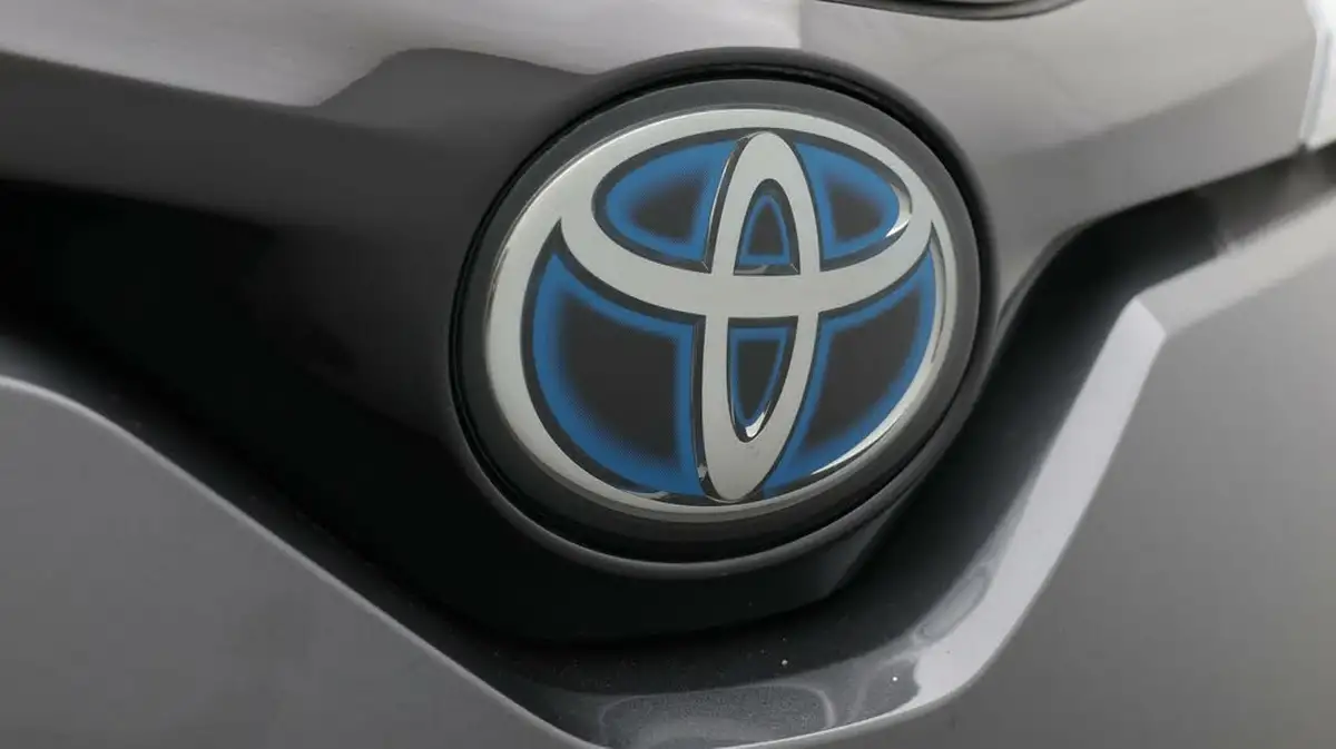 2020-toyota-c-hr-18-vvt-i-excel-big-24