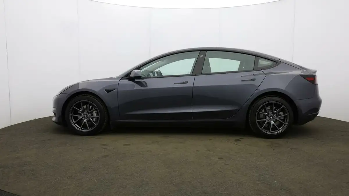 2021-tesla-model-3-e-long-range-awd-big-69