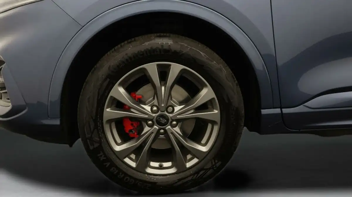 2022-ford-kuga-big-17
