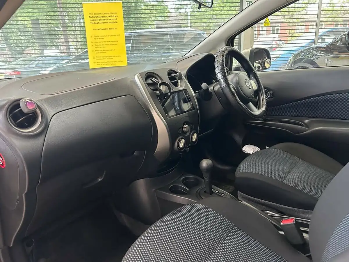 2014-nissan-note-big-11