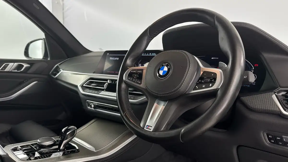 2020-bmw-x5-30-xdrive-45e-m-sport-big-8