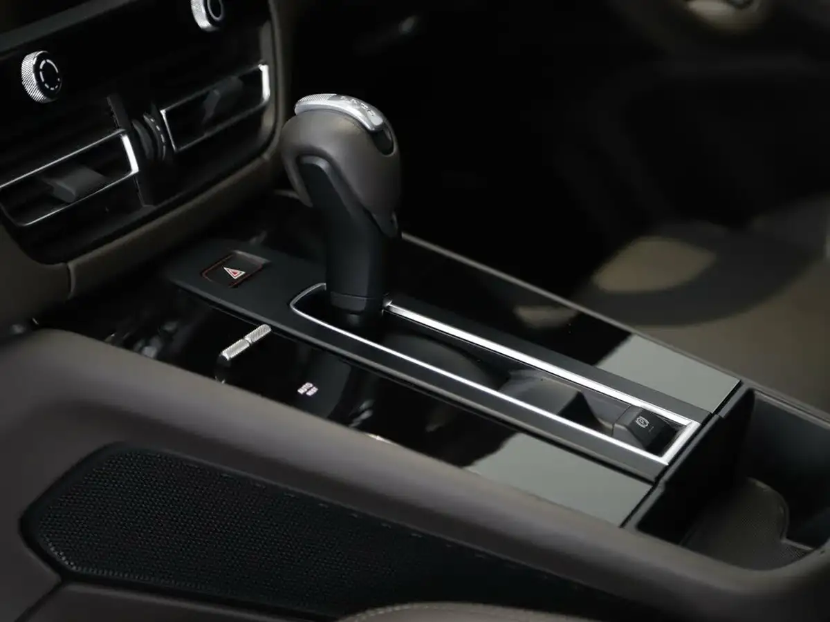 2022-porsche-macan-29-v6-gts-big-19