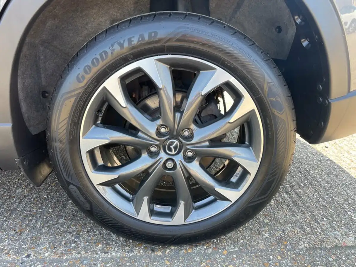 2017-mazda-cx-5-20-sport-nav-big-14