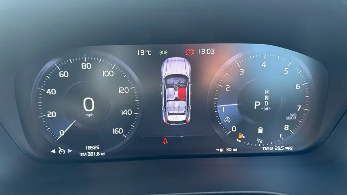 2022-volvo-xc40-20-b4-r-design-pro-big-10