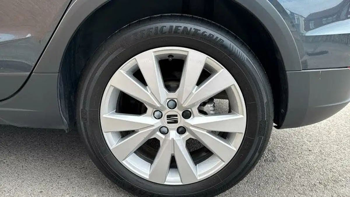 2022-seat-arona-10-tsi-xperience-dsg-big-9