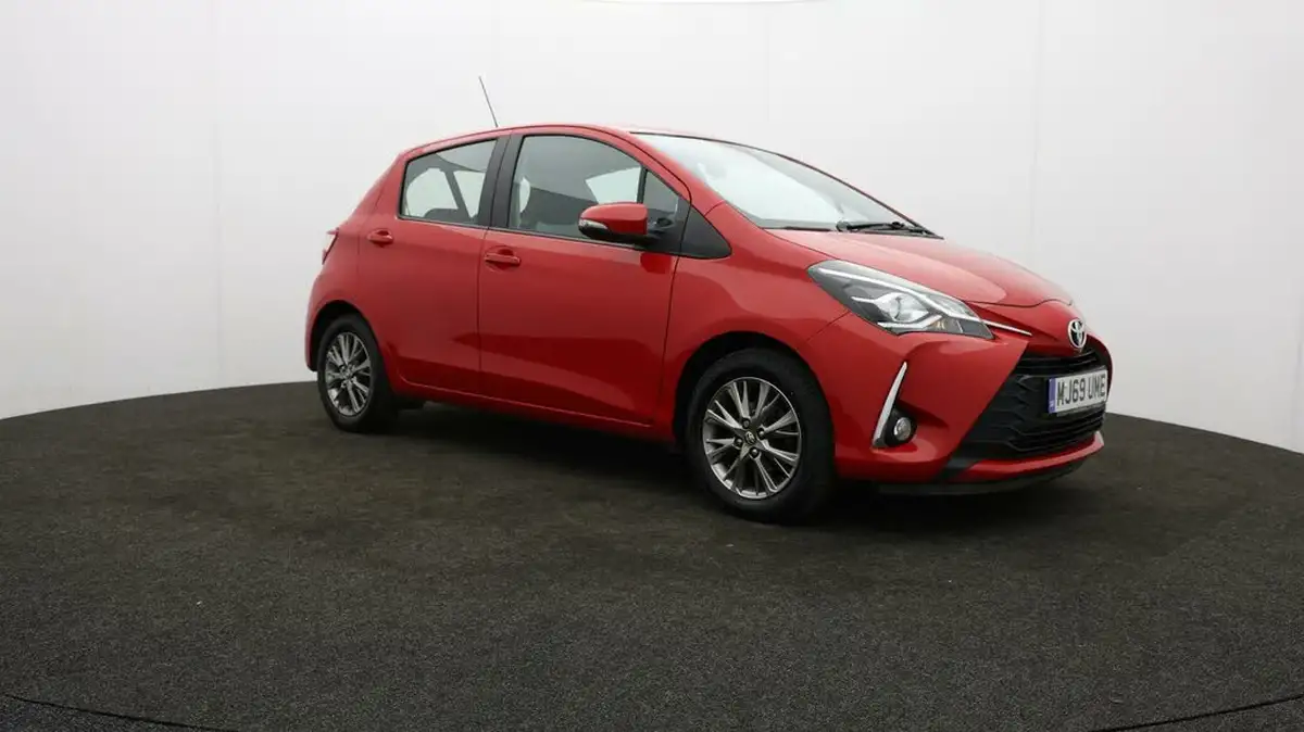 2020-toyota-yaris-10-vvt-i-icon-big-42
