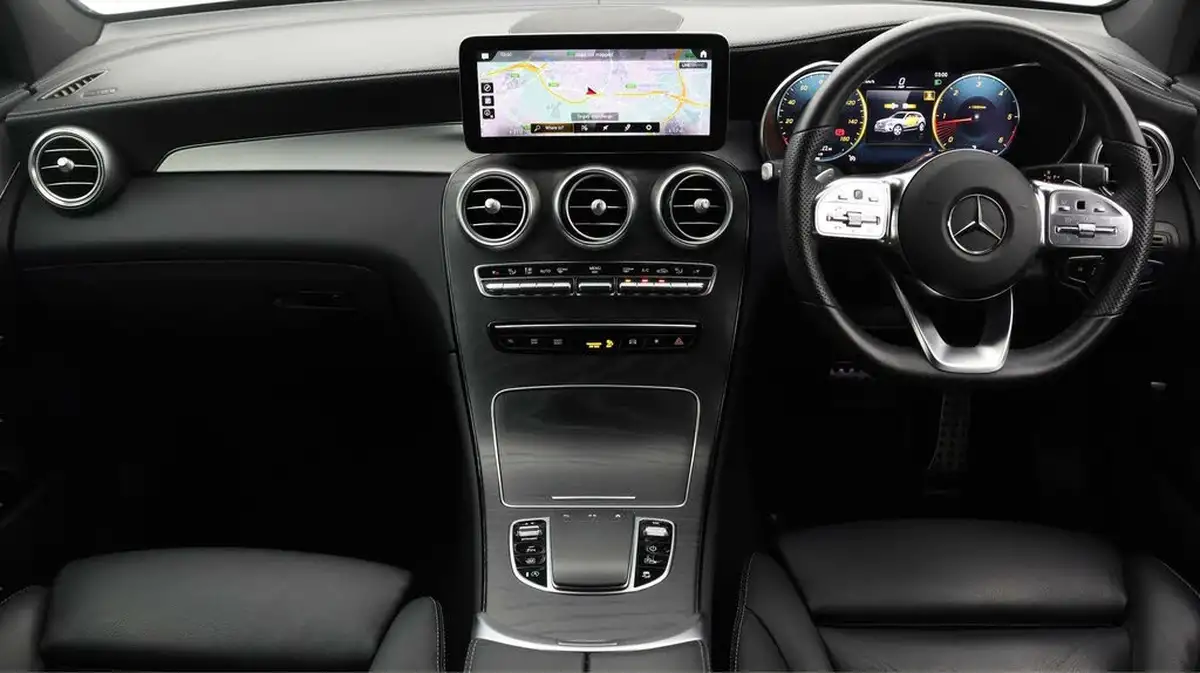 2022-mercedes-benz-glc-class-20d-glc300d-amg-line-premium-245ps-coupe-5d-1950cc-big-12