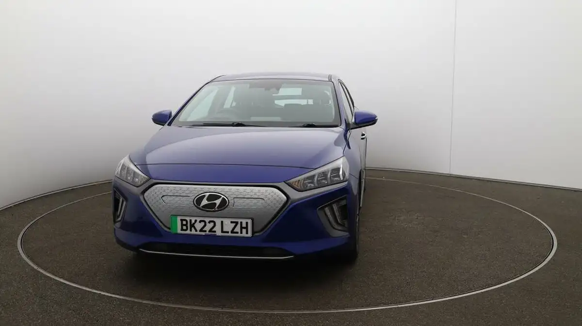 2022-hyundai-ioniq-e-premium-electric-big-37