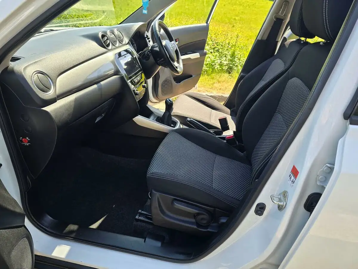 2018-suzuki-vitara-16-sz-t-big-43