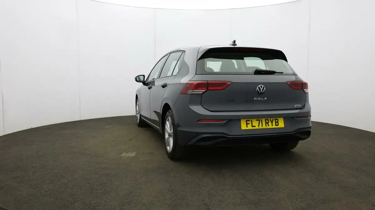 2021-volkswagen-golf-15-etsi-life-150ps-hatchback-big-64