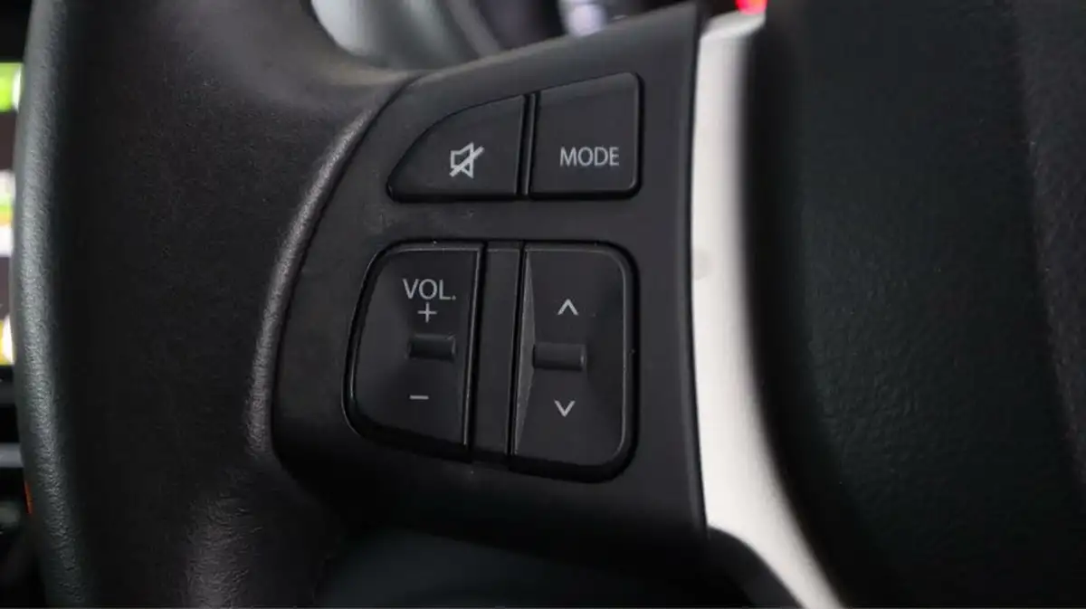 2019-suzuki-vitara-14-boosterjet-sz-t-big-23