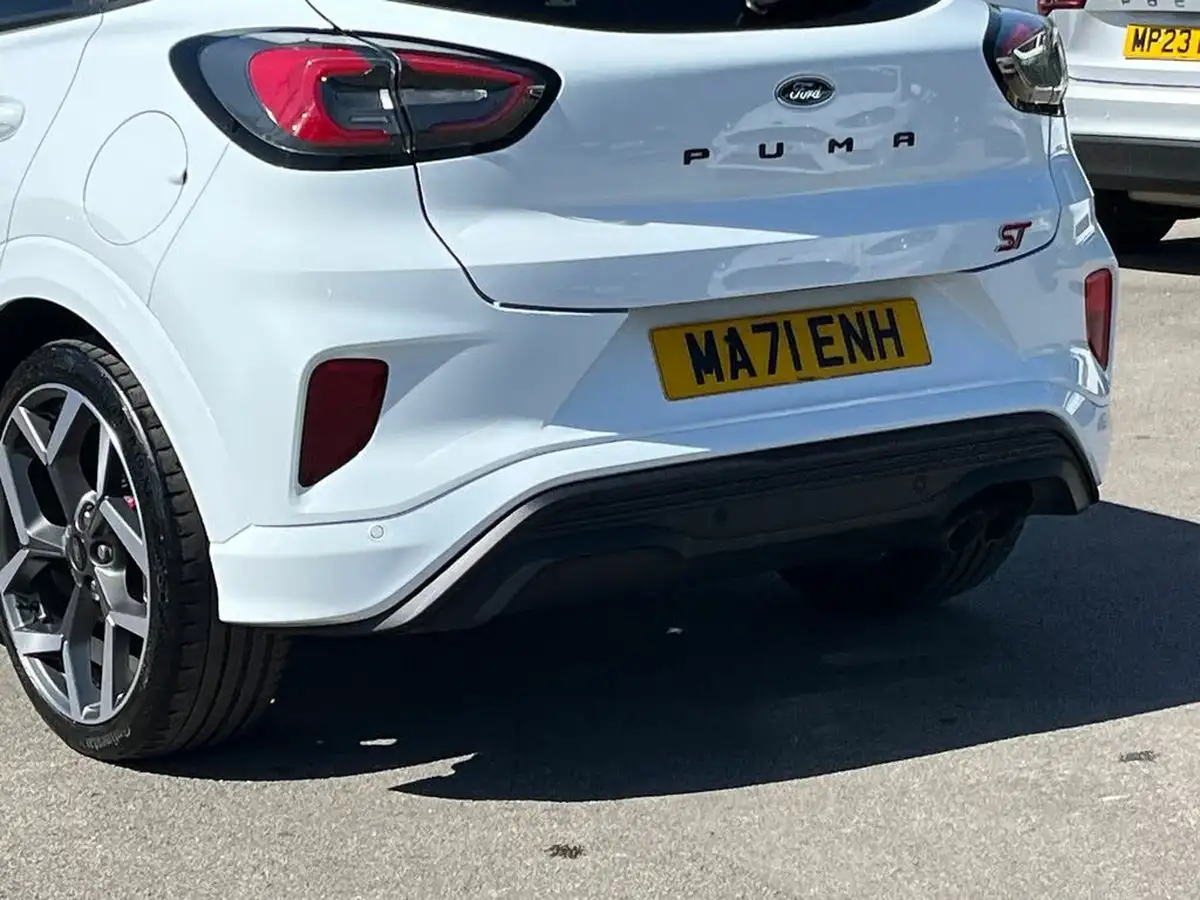 2022-ford-puma-suv-15-st-big-26