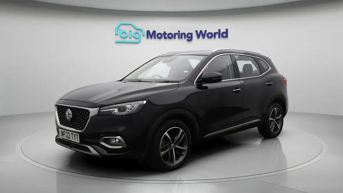 2022-mg-hs-15t-gdi-exclusive-162ps-dct-big-3