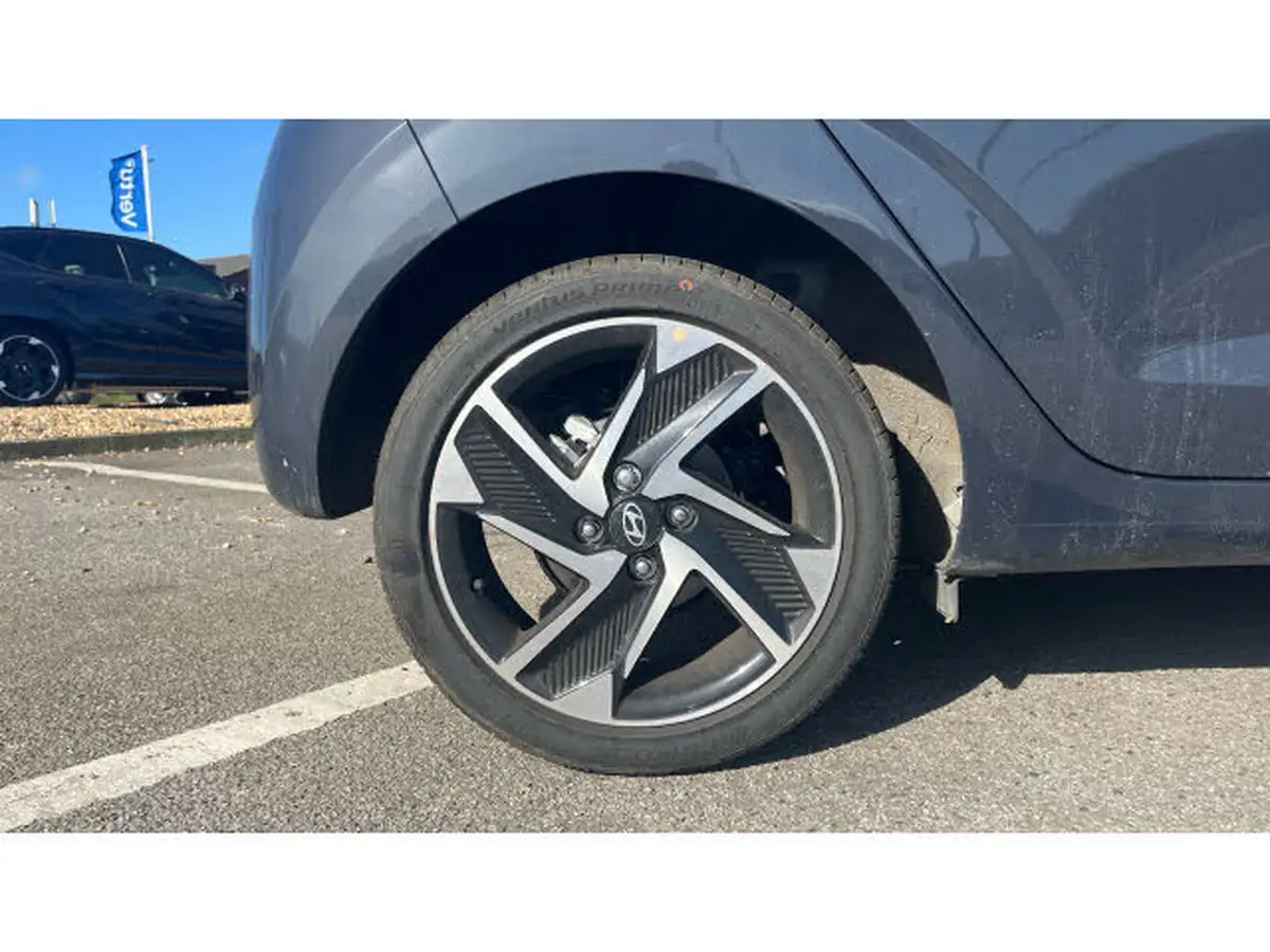 2025-hyundai-i10-12-premium-79ps-auto-big-6