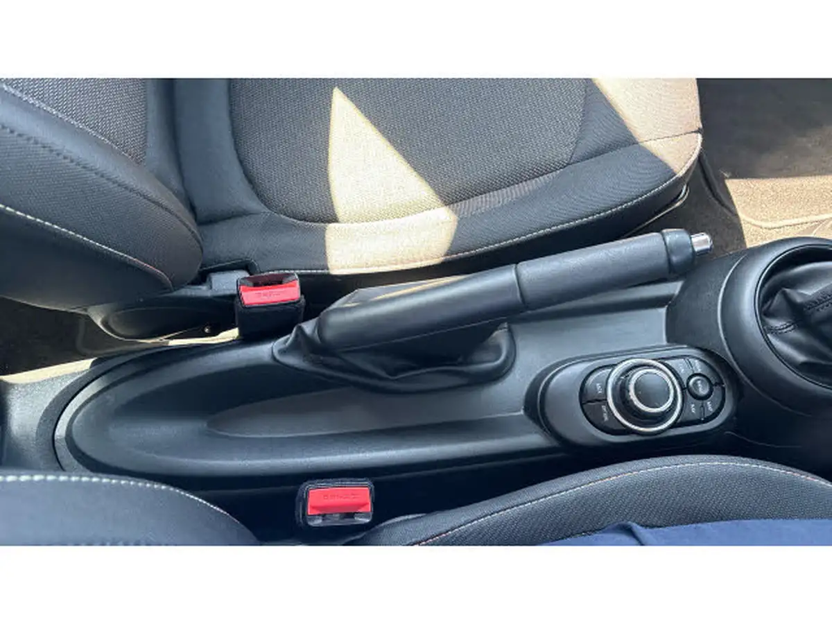 2022-mini-cooper-15-cooper-classic-hatchback-5d-big-31