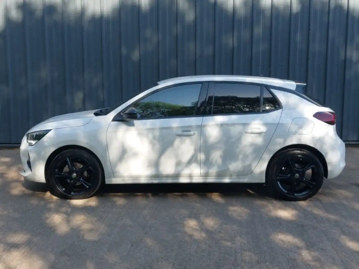 2023-vauxhall-corsa-12i-gs-big-3
