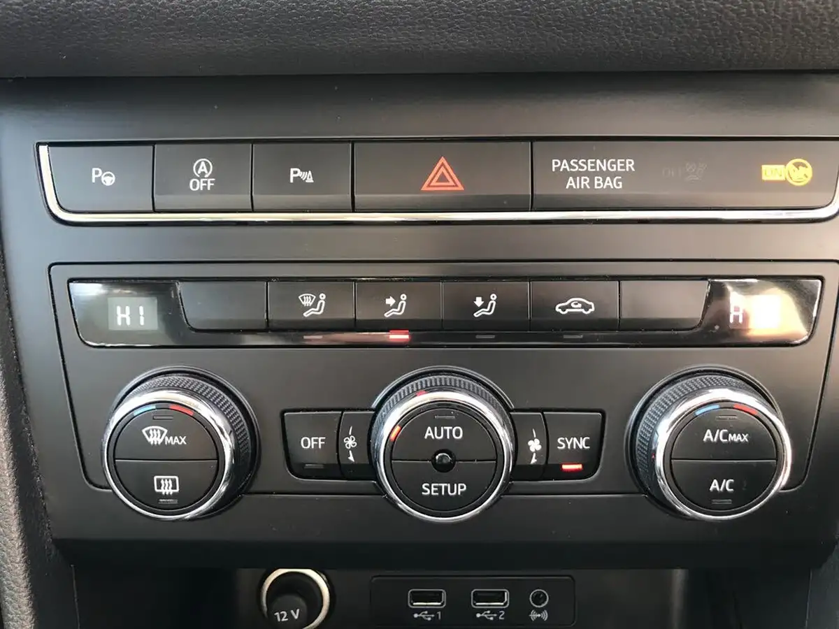 2018-seat-ateca-16tdi-se-technology-big-18