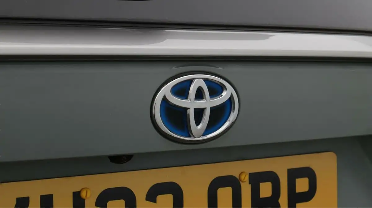2022-toyota-rav4-25-vvt-i-excel-215bhp-big-23