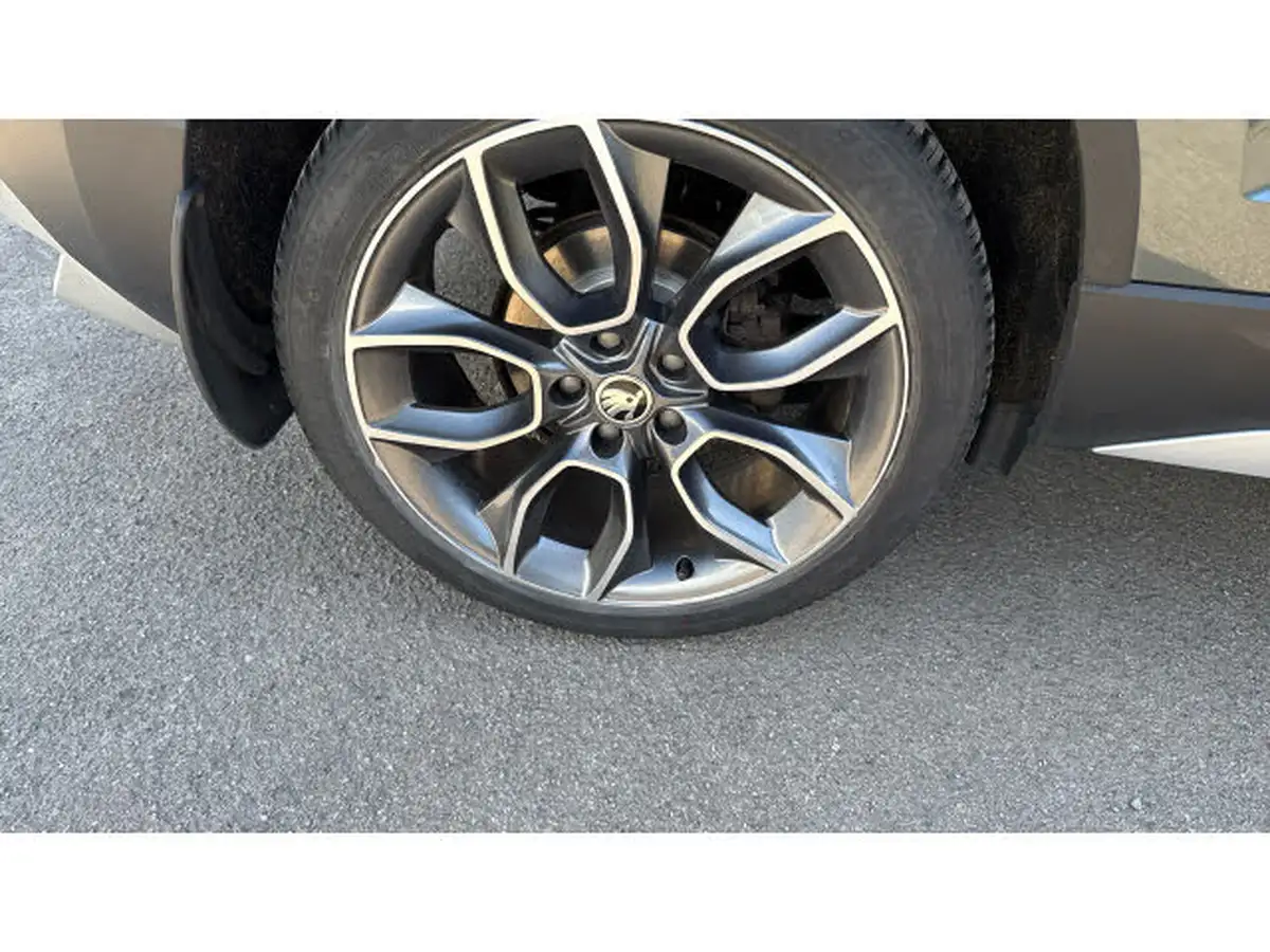 2019-skoda-karoq-20tdi-scout-150ps-big-28