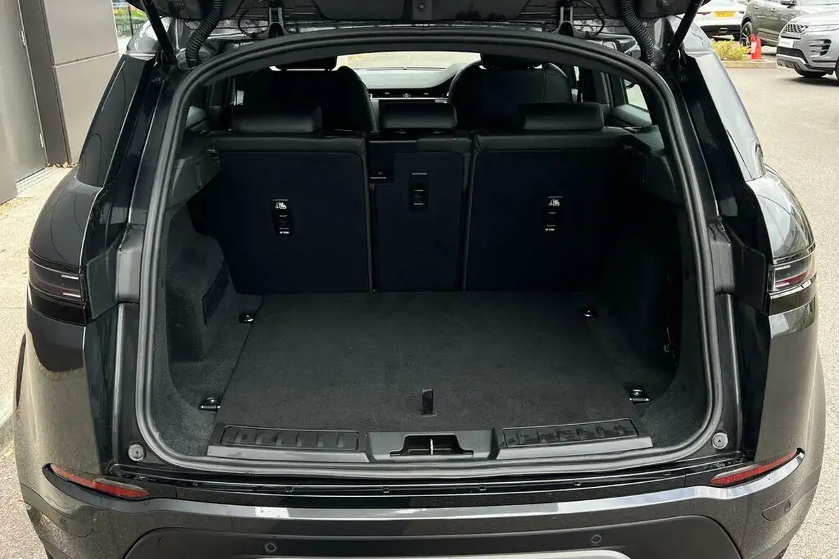 2024-land-rover-range-rover-evoque-15-p300e-s-big-26