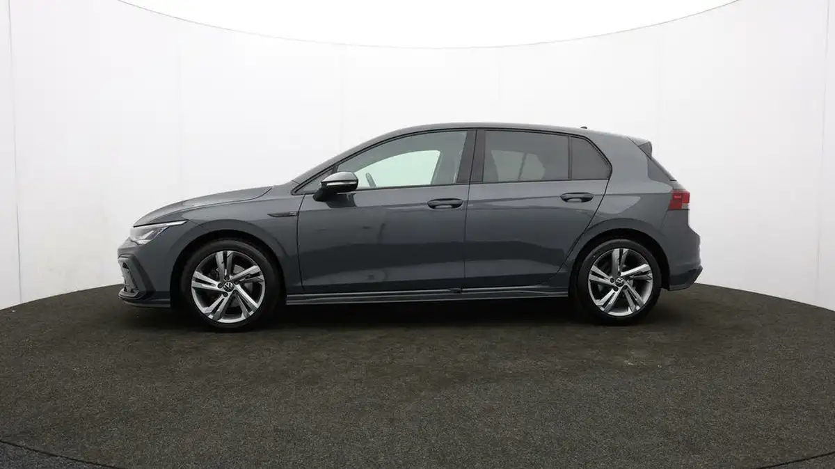 2022-volkswagen-golf-15-tsi-r-line-130ps-hatchback-big-67