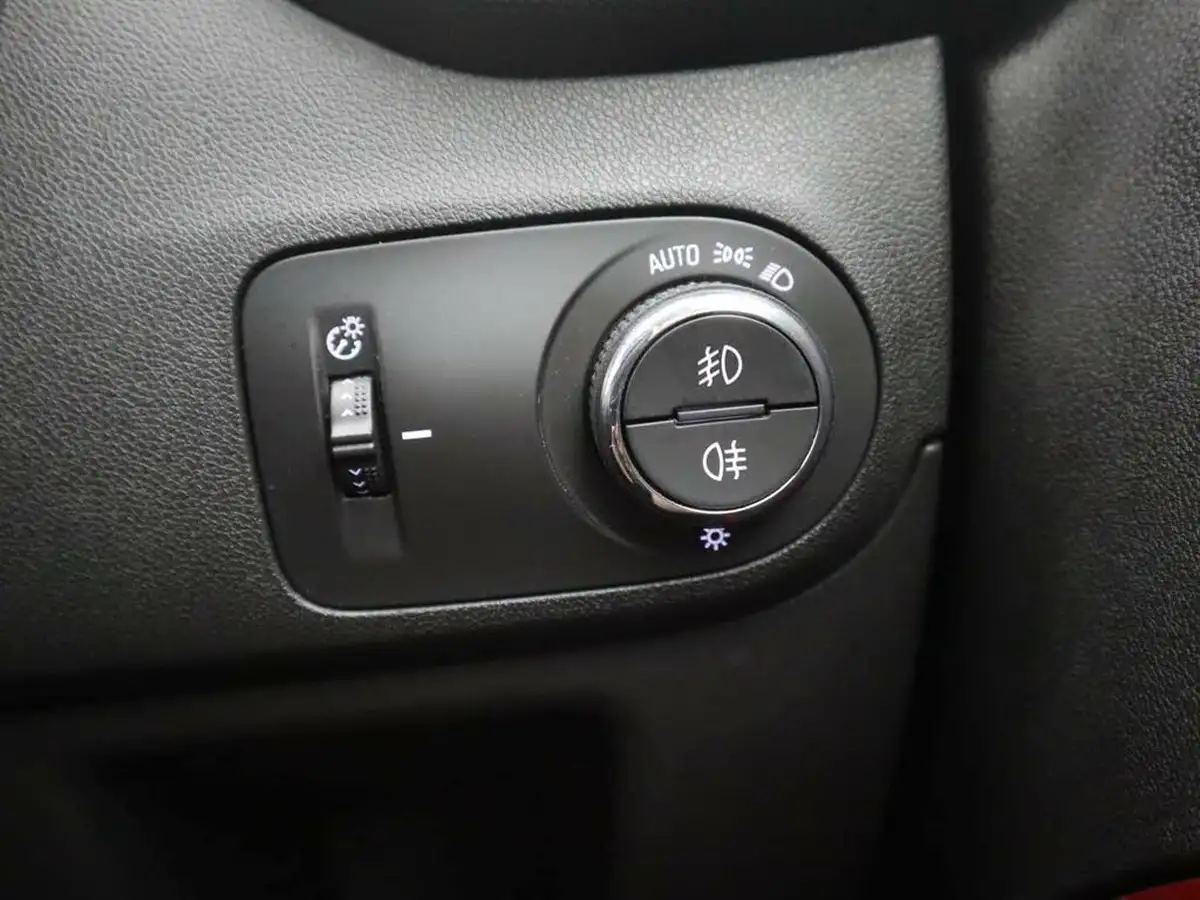 2022-vauxhall-crossland-12-gs-line-130ps-auto-big-33