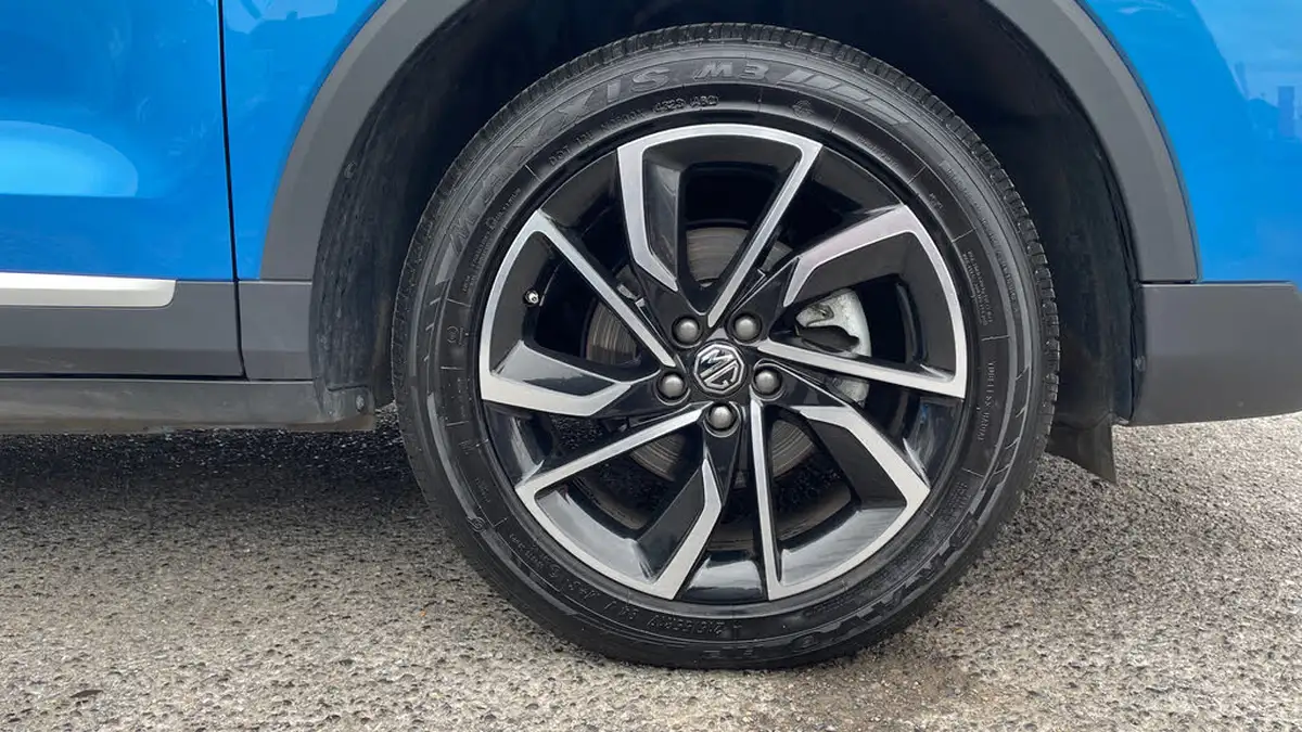 2024-mg-zs-suv-15-vti-tech-exclusive-big-19