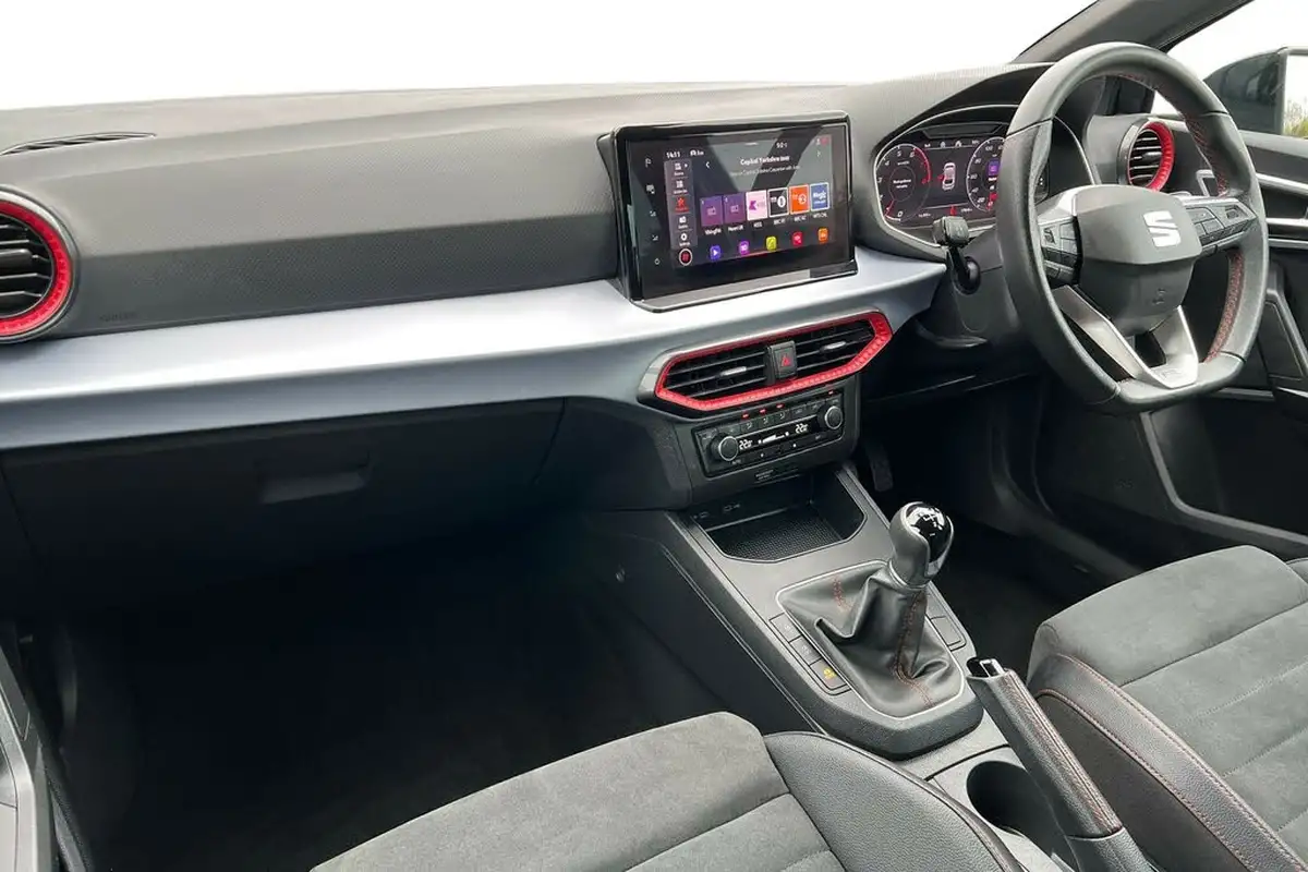 2022-seat-ibiza-10-tsi-fr-sport-95ps-big-1