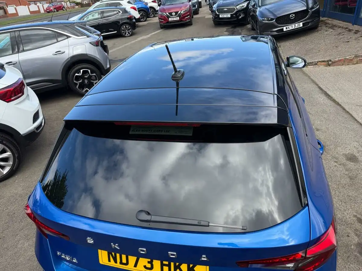 2023-skoda-fabia-10-mpi-colour-edition-big-10