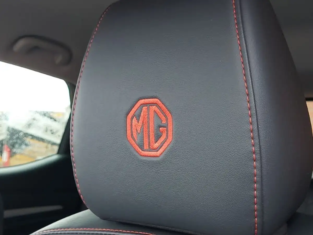 2023-mg-zs-suv-10t-gdi-exclusive-auto-big-12