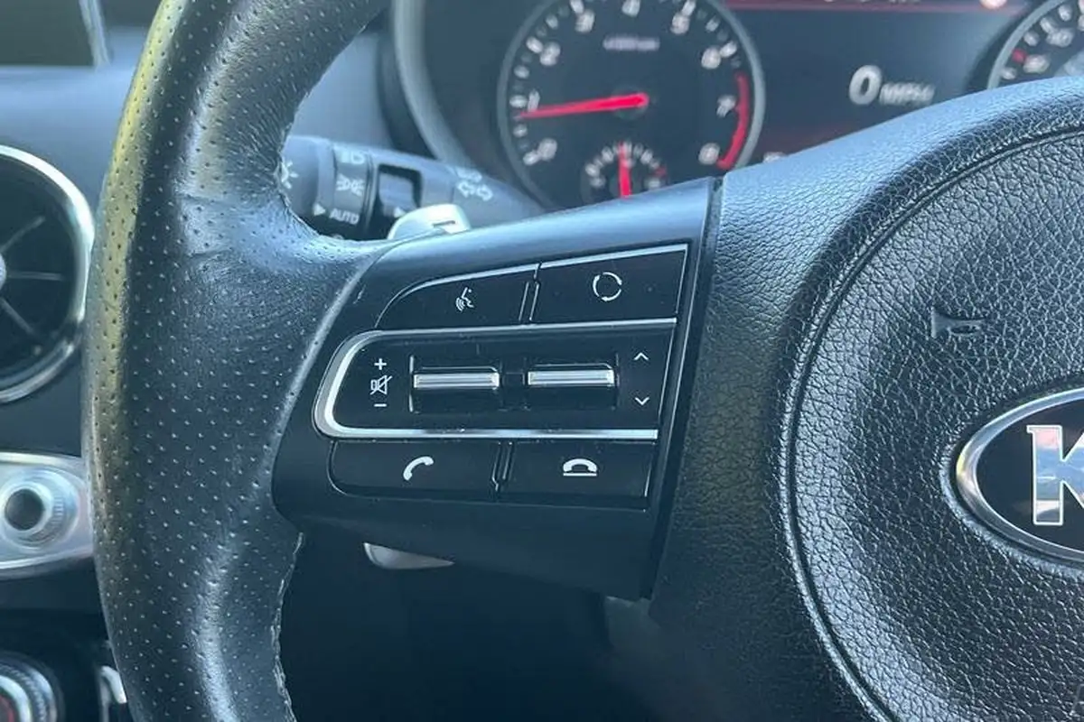 2019-kia-stinger-20-t-gdi-gt-line-244bhp-big-27