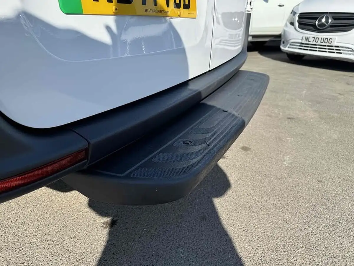 2021-mercedes-benz-sprinter-e-esprinter-l2h2-progressive-dc-80kw-big-18
