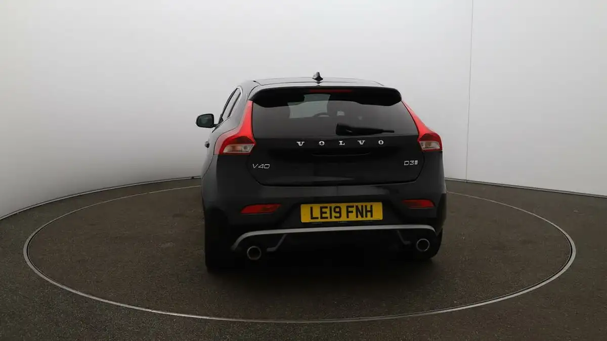 2019-volvo-v40-20td-d3-r-design-nav-plus-geartronic-big-59