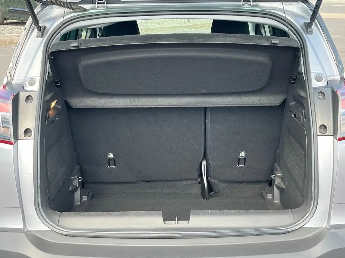 2020-vauxhall-crossland-x-12i-griffin-big-9